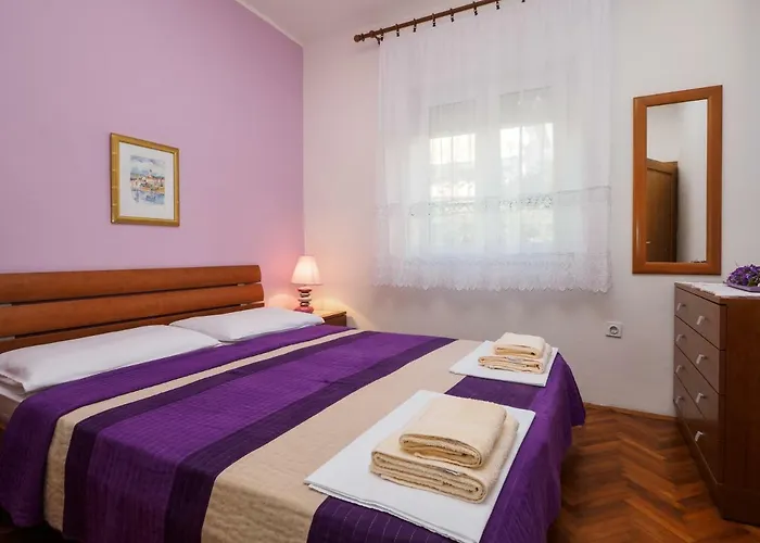 Relaxing Seaview Apartment Barac On Separated Floor