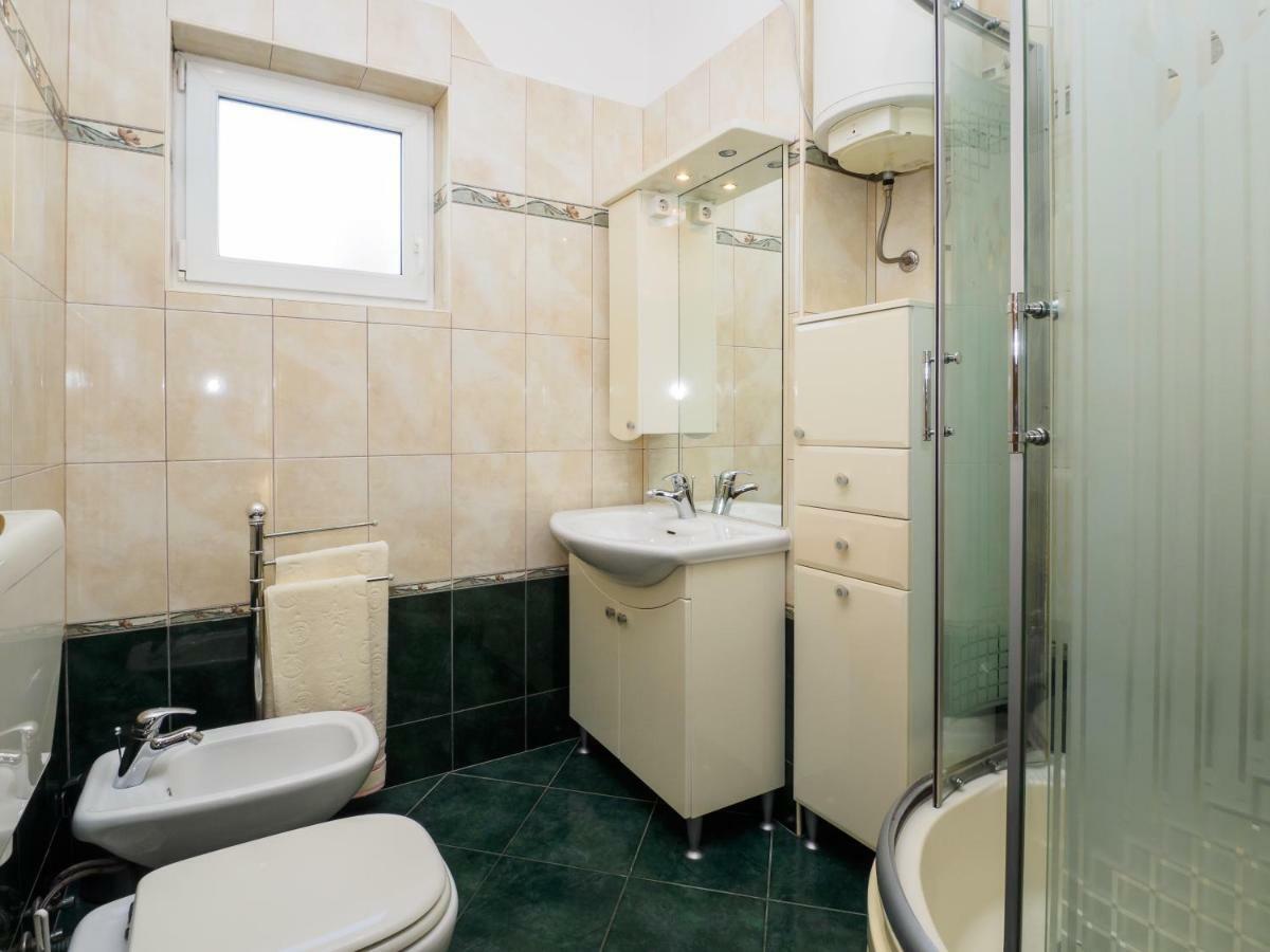 Appartement Relaxing Seaview Barac On Separated Floor *